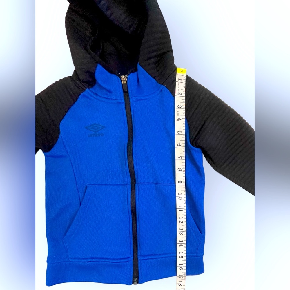 Umbro Jacket - Picture 2 of 9